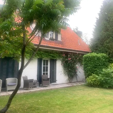 Charming W Garden, Cleaning Included Ostende