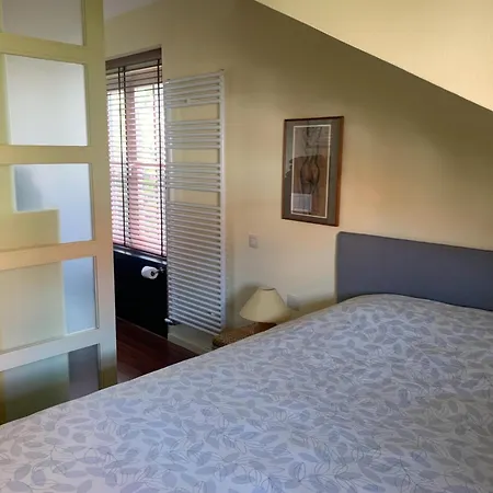House In Near The Beach, Cleaning Included בית נופש *