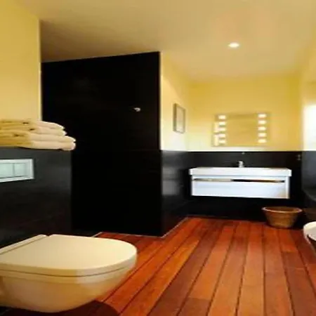 בית נופש House In Near The Beach, Cleaning Included