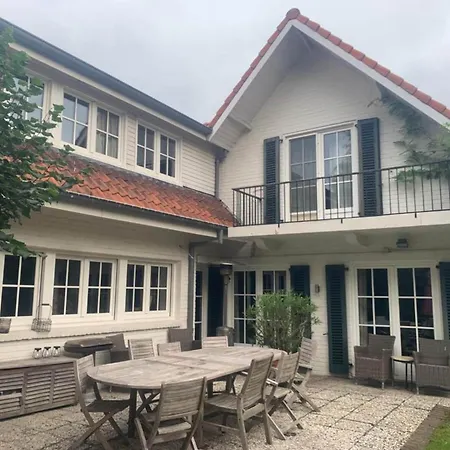 Charming W Garden, Cleaning Included Nyaraló Ostende